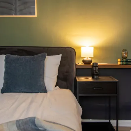 Lägenhet Olive By Humpback Craiova